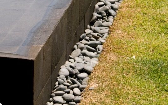 black-lava-stone-green-stone-bali-5